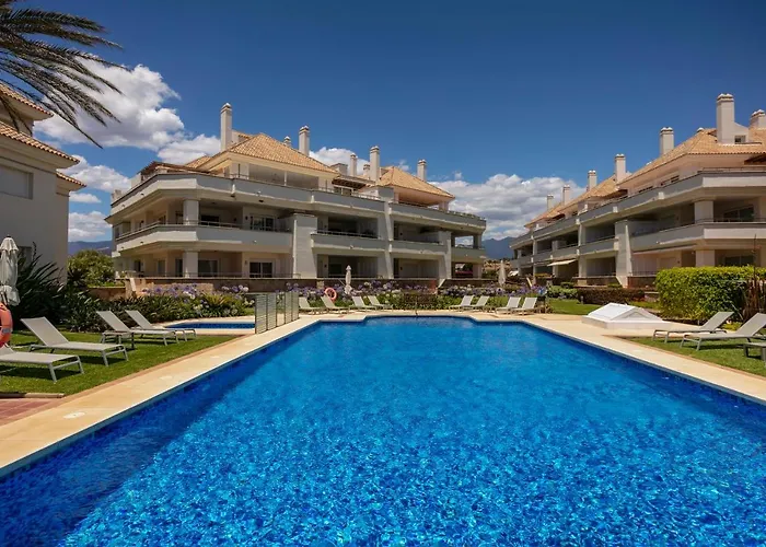 Apartment Appt 311 Heaven Beach-paseo-all Year Heated Pool-free Bikes Estepona